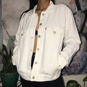 Levi’s Ex boyfriend trucker jacket